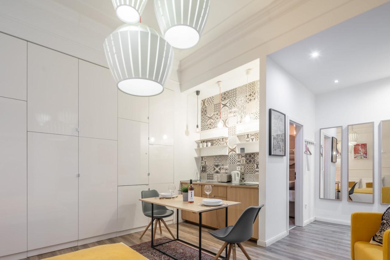 Extra Central Modern Studio Budapest Exterior photo